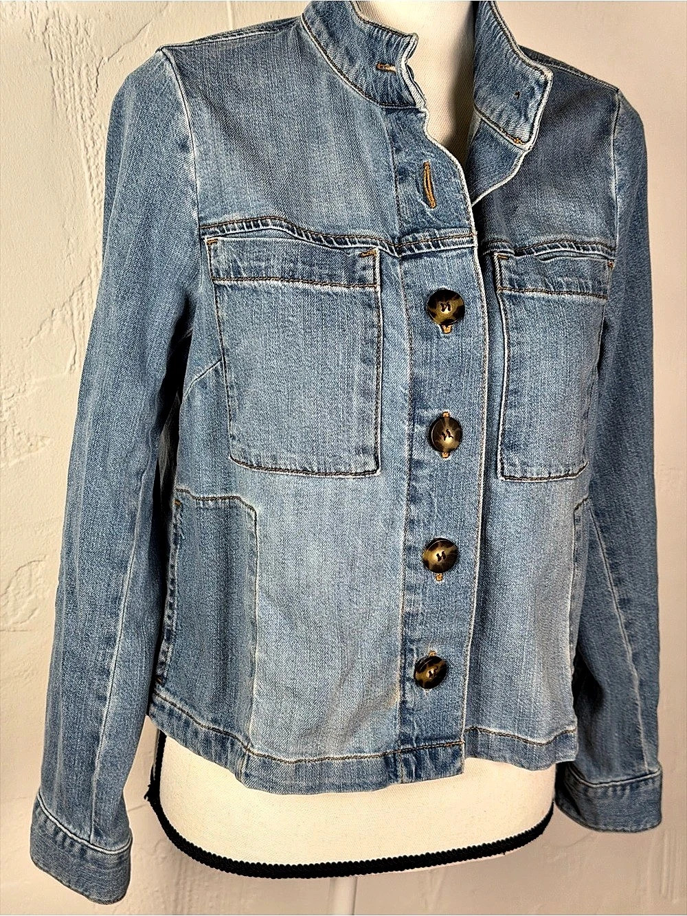 J. Jill Light Blue Denim Oversized Boxy Jacket Size XS Like New - Picture 3 of 15